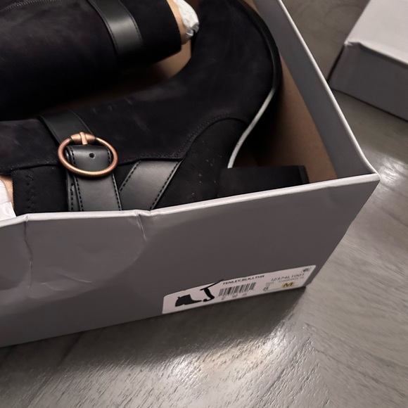 Vionic Tenley Women's Mid Shaft Ankle Boot - Picture 10 of 12